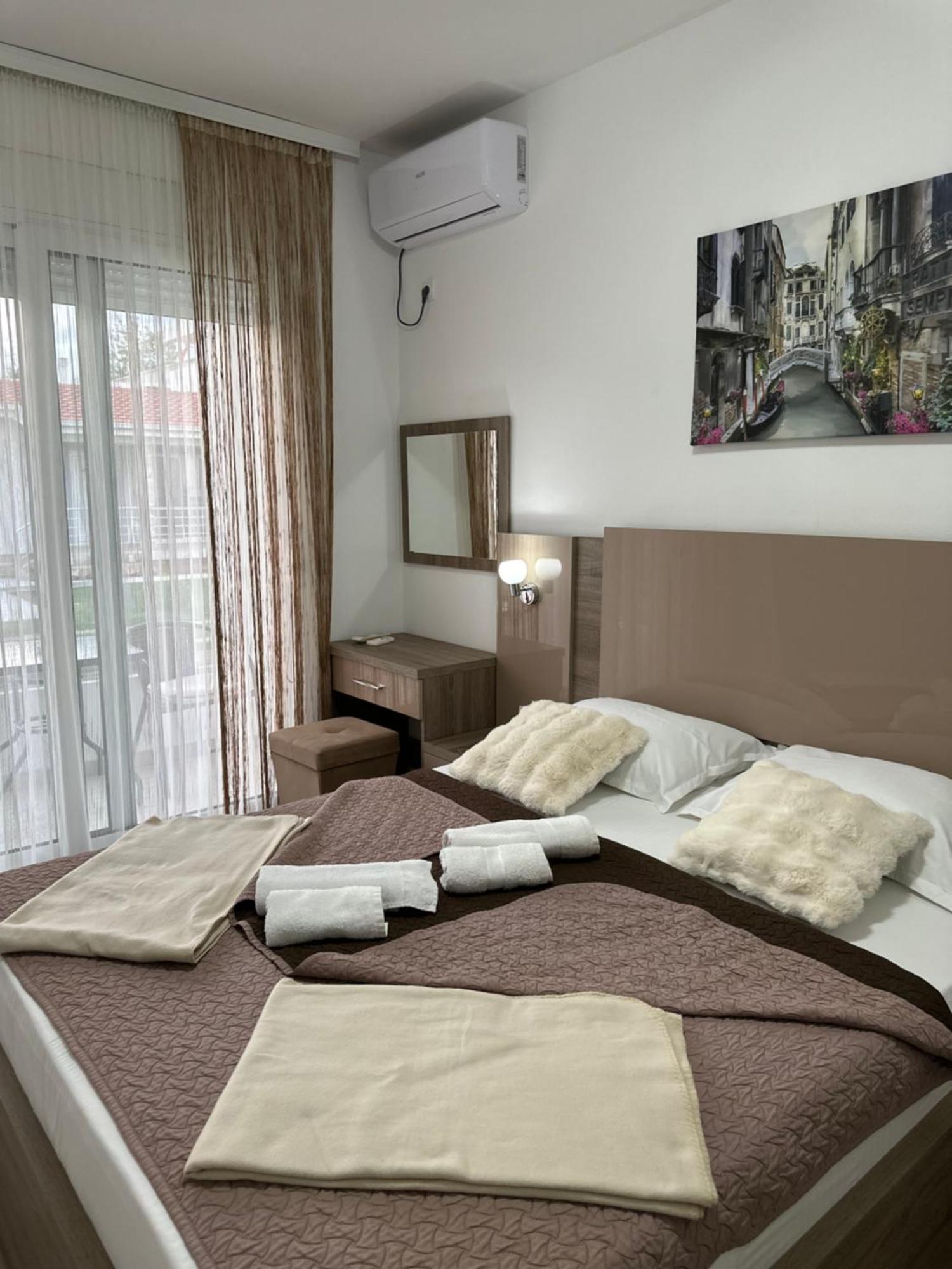Apartments Amar Ulcinj Extérieur photo